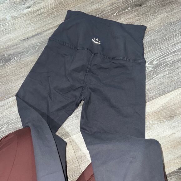Beyond Yoga Dark Gray Full Length Leggings Size Small - Picture 5 of 6